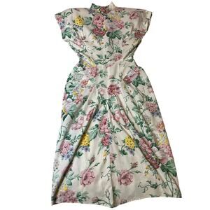 VTG Betsy's Things 80's White Pastel Floral Print Moc Neck Fitted Midi Dress 3/4